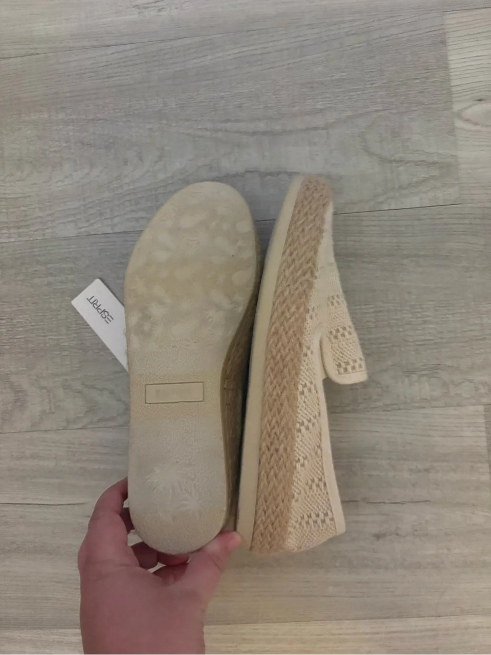 *NWT* ESPRIT Women’s Slip-On Crochet Espadrille - Cream